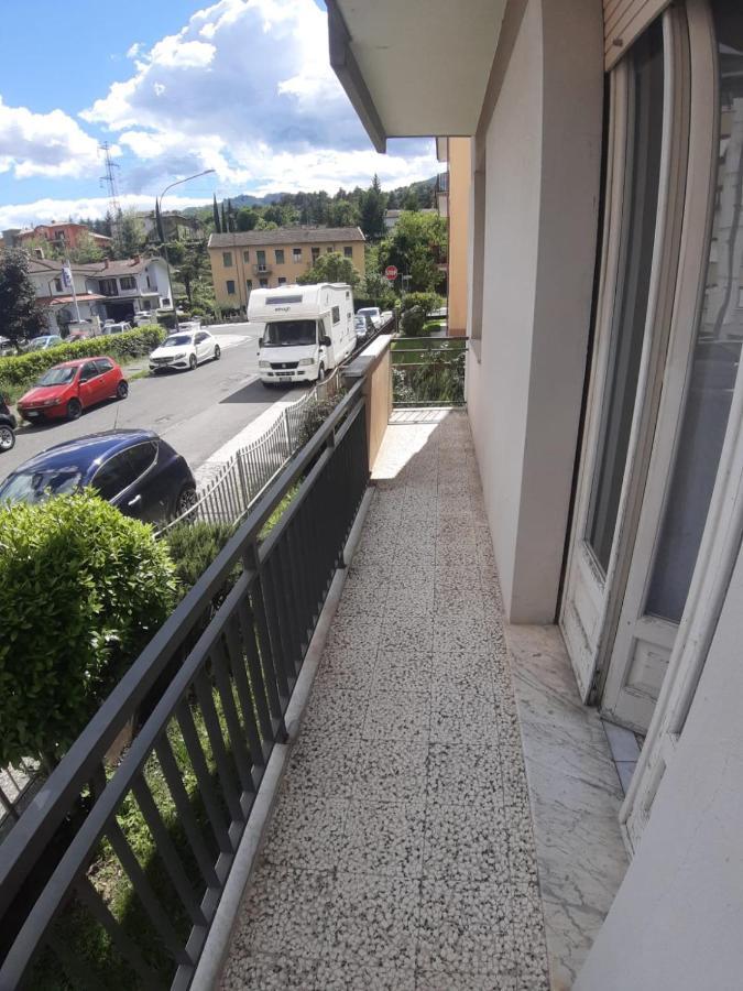 Appartamento Centrale Fino A 8 Posti Letto Pontremoli Exteriör bild